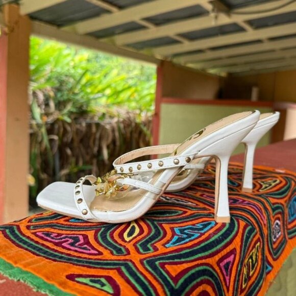 Shein White Chain‎ Strap Heels size 6 - Picture 8 of 8